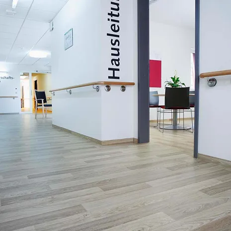 wineo Bodenbelag Holzoptik Flur